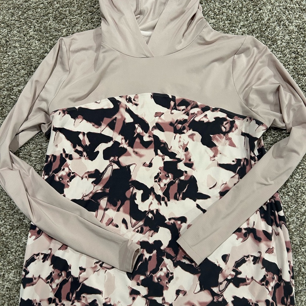 Under armour pullover